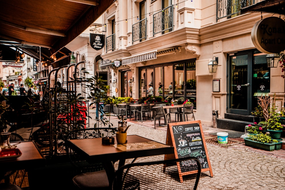 Mekân · bar köşesi